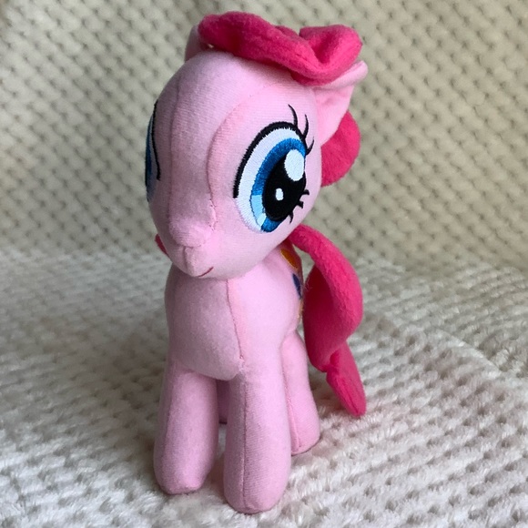 HASBRO 2015 My Little Pony Pinky Pie Plush Stuffed Animal Toy - Picture 3 of 12